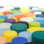 Los tapones de los brick de leche no los tires más, son un tesoro en casa: dos formas útiles de aprovecharlos