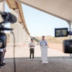 Puente y Bolaños visitan las obras en la línea de Alta Velocidad entre Almería y Murcia 