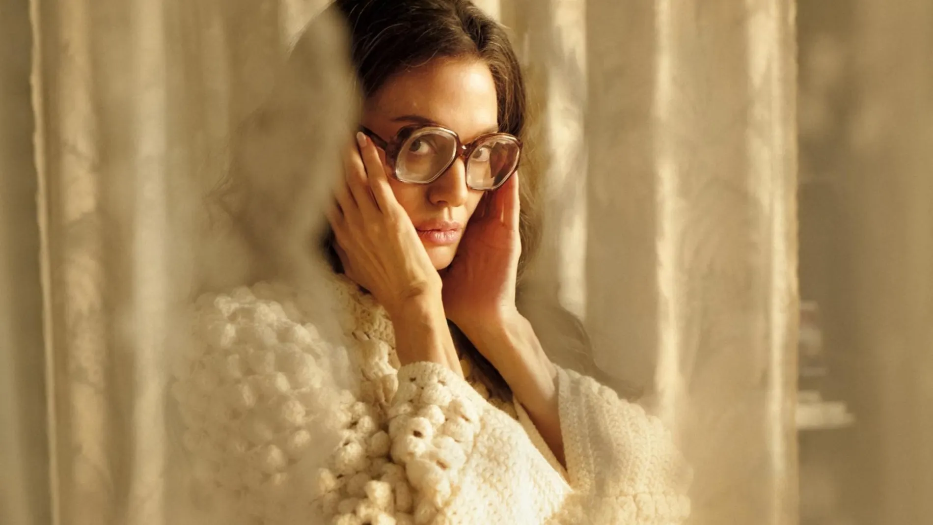 Angelina Jolie se pone en la piel de María Callas en la película homónima