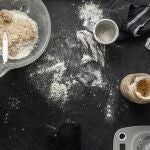 Por qué mezclar bicarbonato con azúcar puede cambiar tus recetas dulces