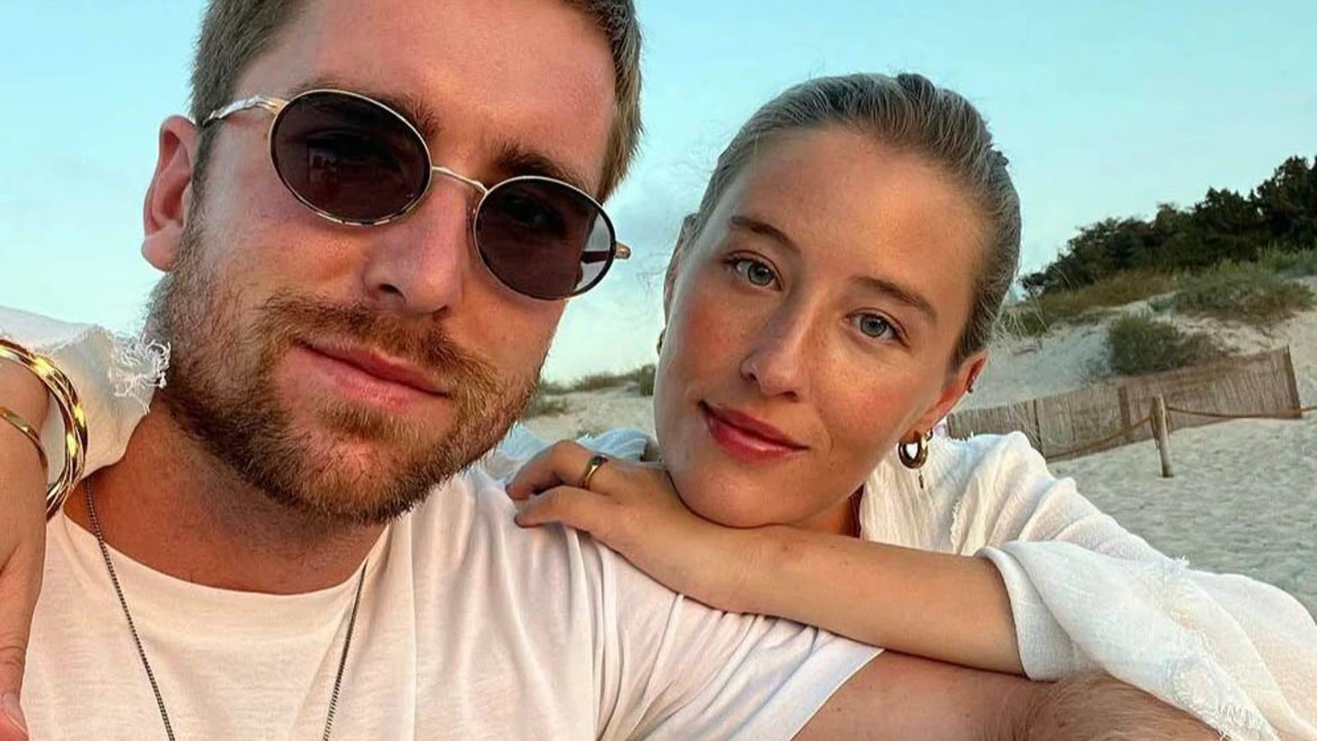 Lía González junto a su novio Moritz