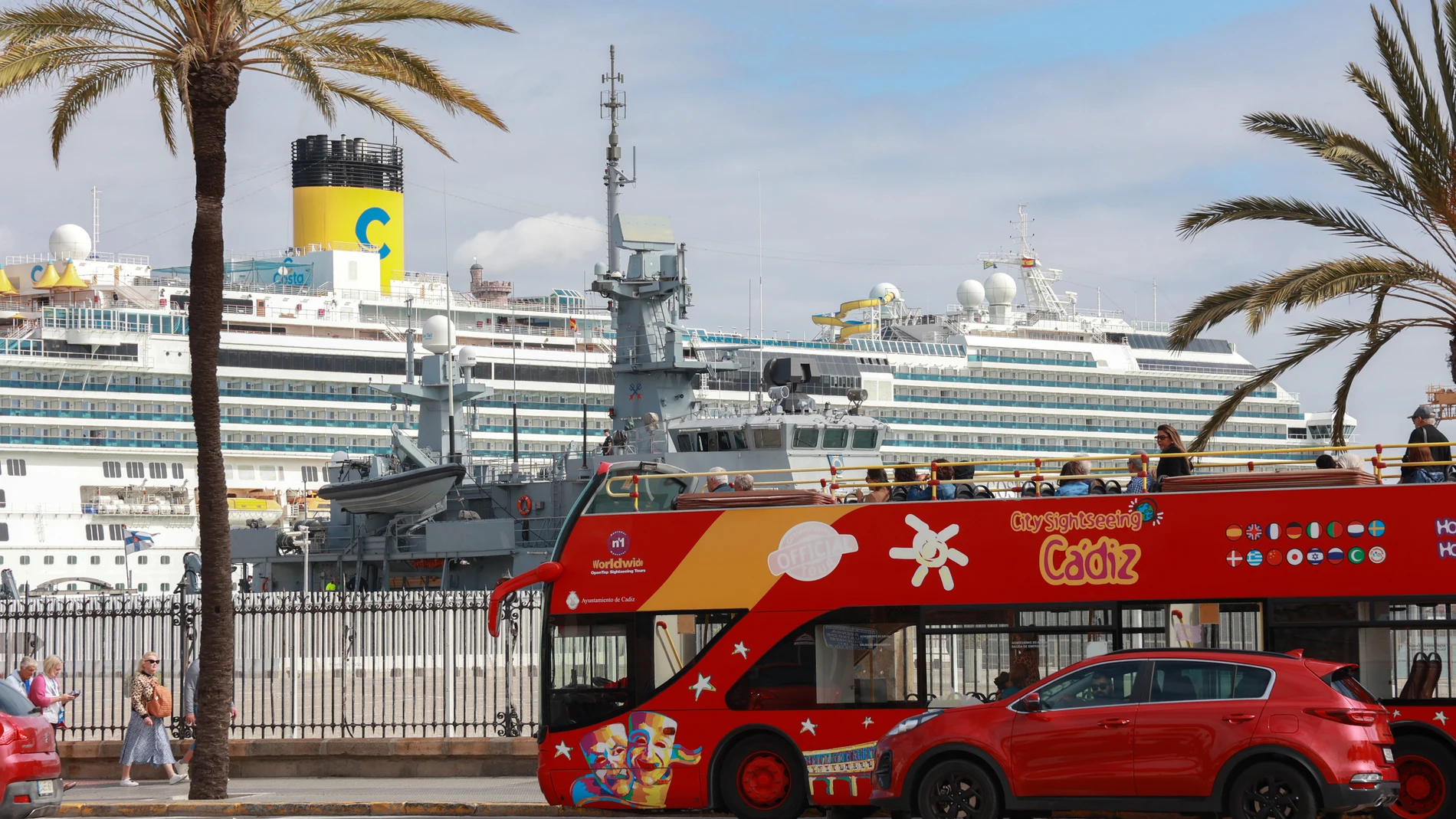 Un crucero atracado en el Puerto de Cádiz, el más concurrido