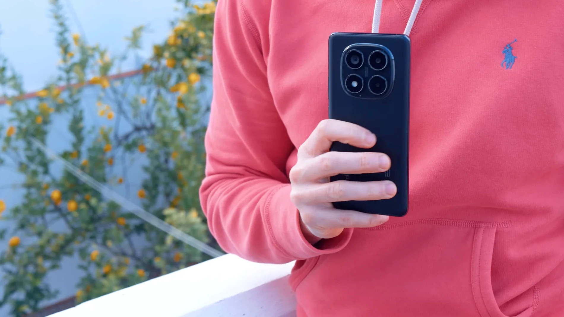 El Redmi Note 14 Pro 5G tiene tres cámaras traseras