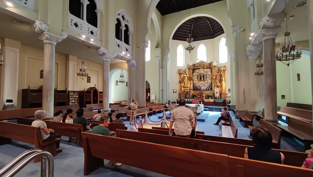 Iglesia de La Paloma, donde se encuentra el cuadro de la Virgen