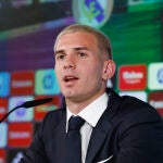 Presentación de Franco Mastantuono