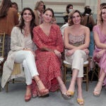 Las hermanas Ana Cristina Portillo y Claudia, Eugenia y Alejandra Osborne