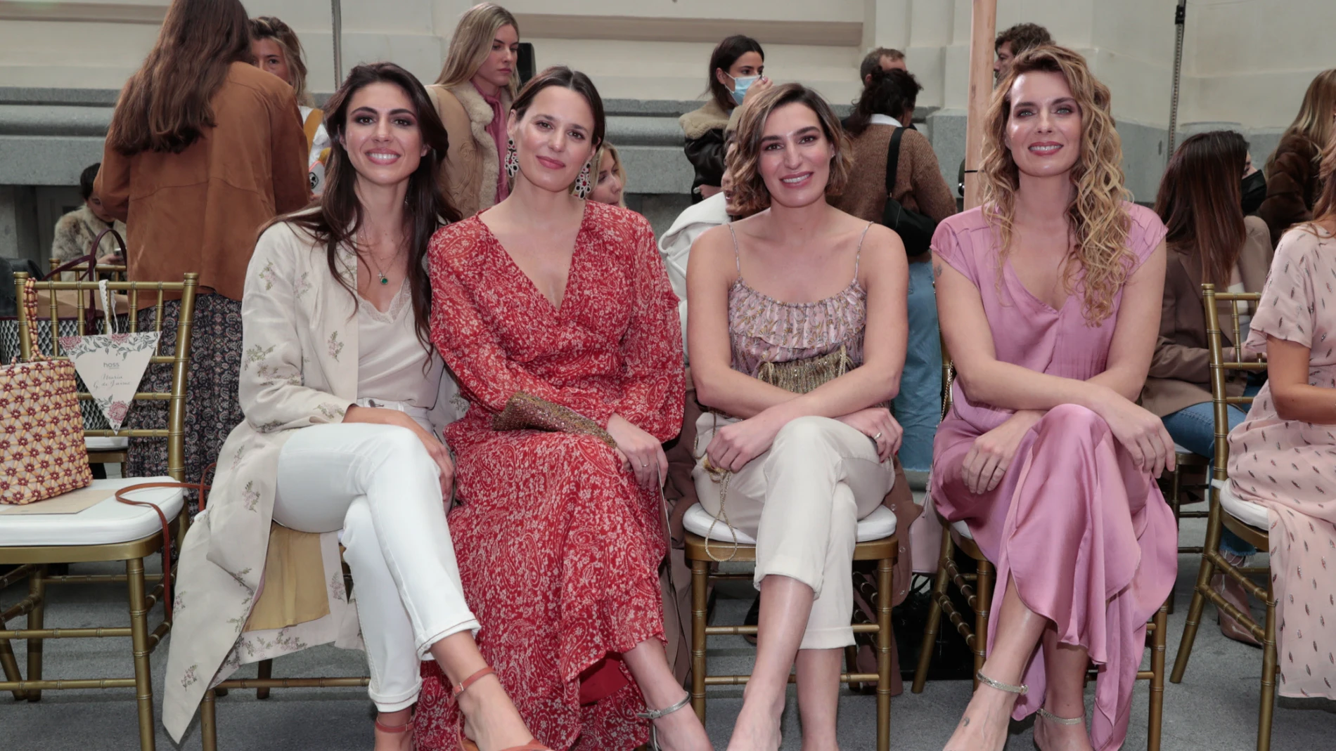 Las hermanas Ana Cristina Portillo y Claudia, Eugenia y Alejandra Osborne
