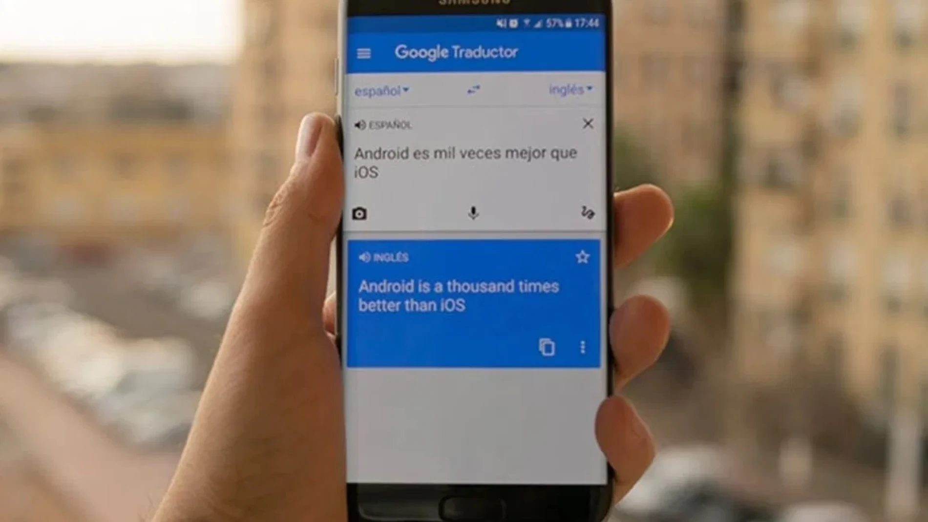 La app 'Traductor de Google' en un móvil Android