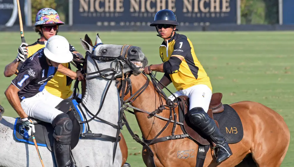 El príncipe Abdul Mateen en el polo de Sotogrande
