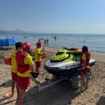 El Servicio de Socorrismo realiza en julio 50 rescates en las playas de Alicante