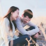 "Llevo 23 años casado y estas son las 6 reglas que hacen que una relación funcione (de verdad)"