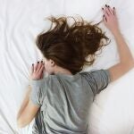 Isabel Belaustegui, médico integrativa y nutricionista: "Dormir mal hace que engordemos y tengamos más antojos de azúcar"