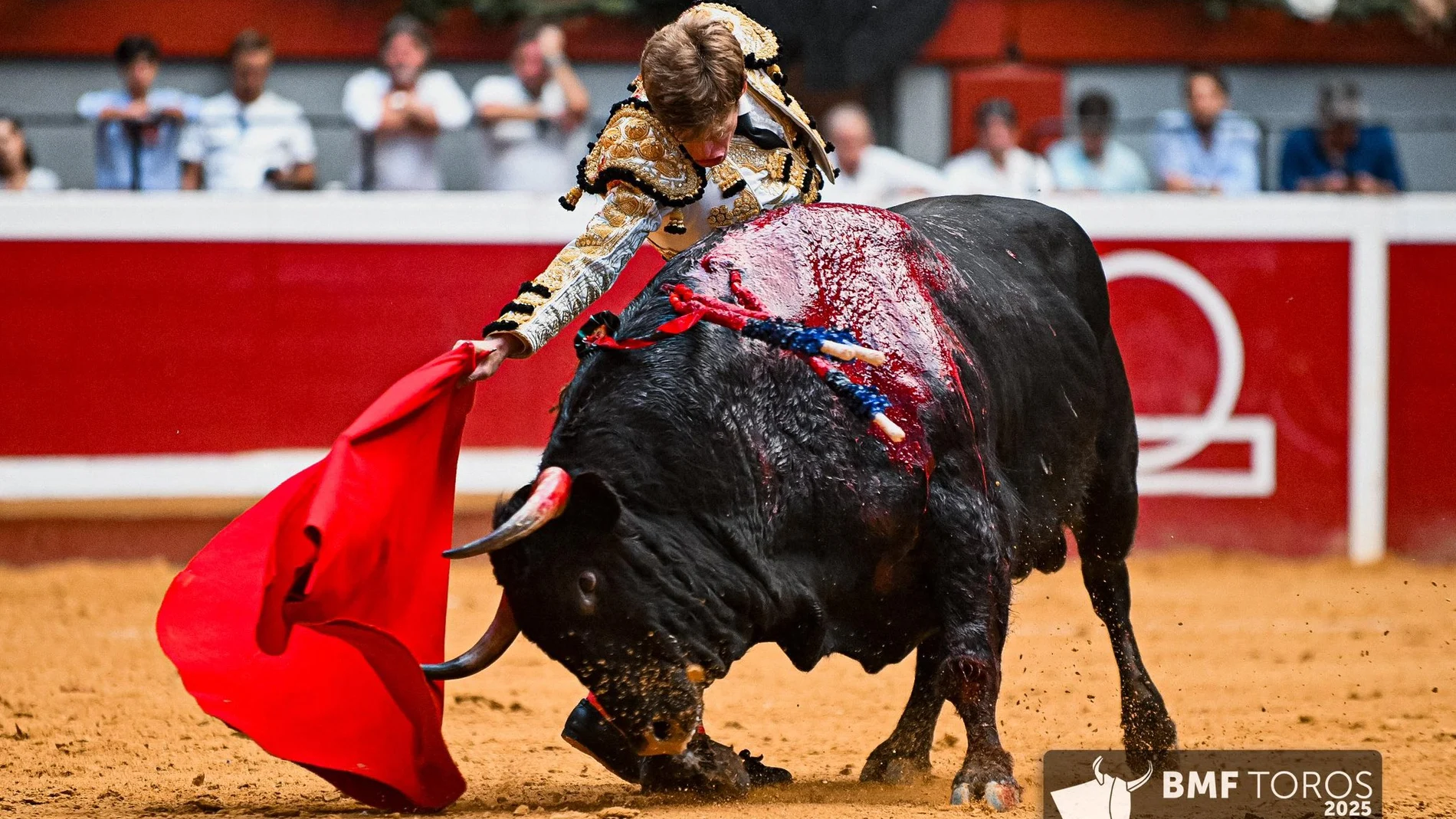 Los desfondados 'vellosinos' y los fallos a espadas deslucen el arranque de San Sebastián