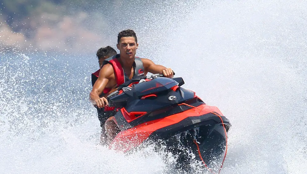 Cristiano Ronaldo y su hijo