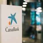 Economía/Finanzas.- CaixaBank ejecuta casi el 54% de su recompra de acciones en la novena semana del programa
