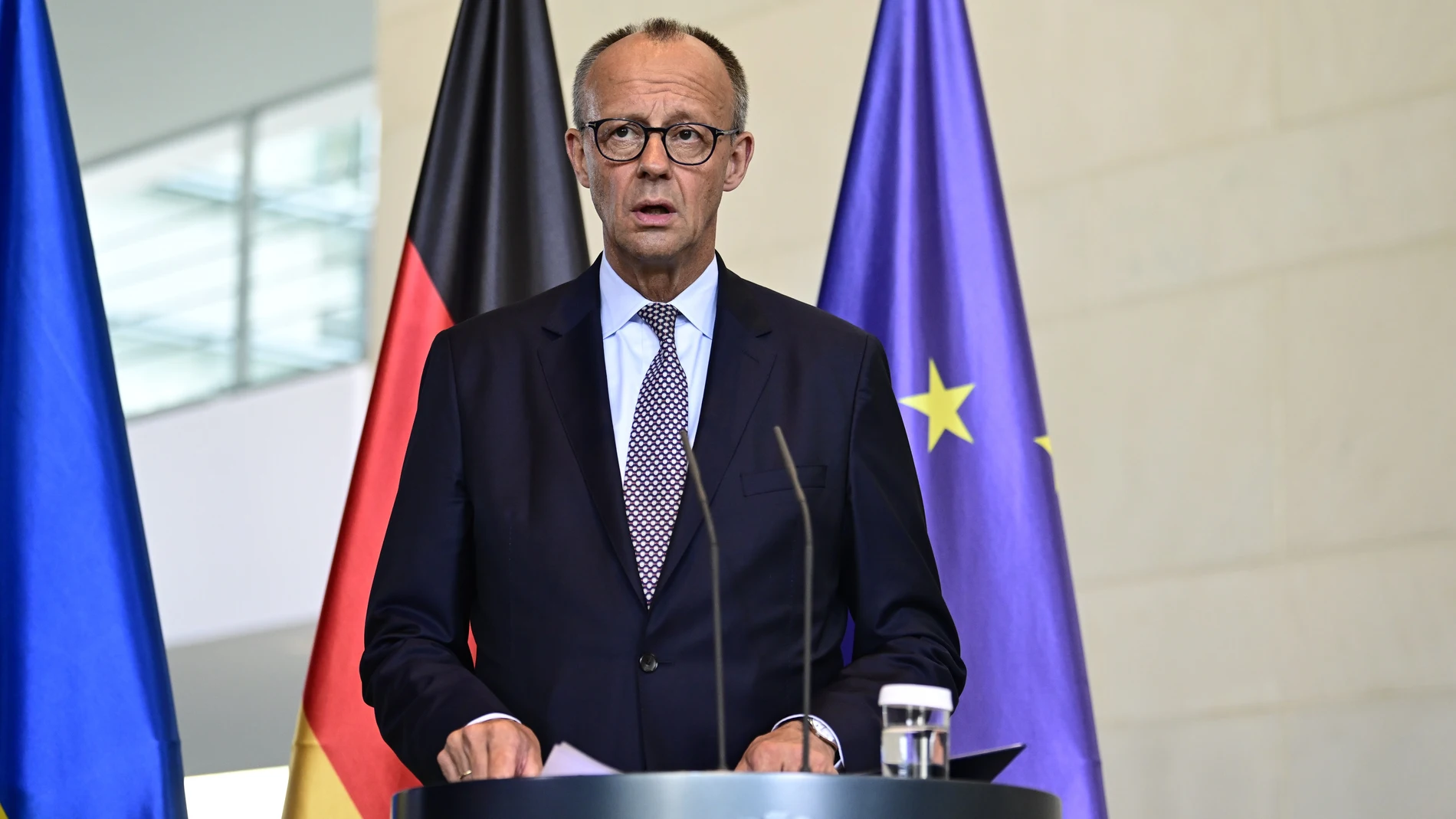 13 August 2025, Berlin: German Chancellor Friedrich Merz speaks during a statement with the Ukrainian President Volodymyr Zelensky. Zelensky is taking part in virtual consultations with European heads of state and government in view of the meeting between US President Trump and Russian President Putin. Photo: Fabian Sommer/dpa13/08/2025 ONLY FOR USE IN SPAIN