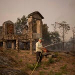 Incendio forestal en Carballeda de Avia (Ourense)