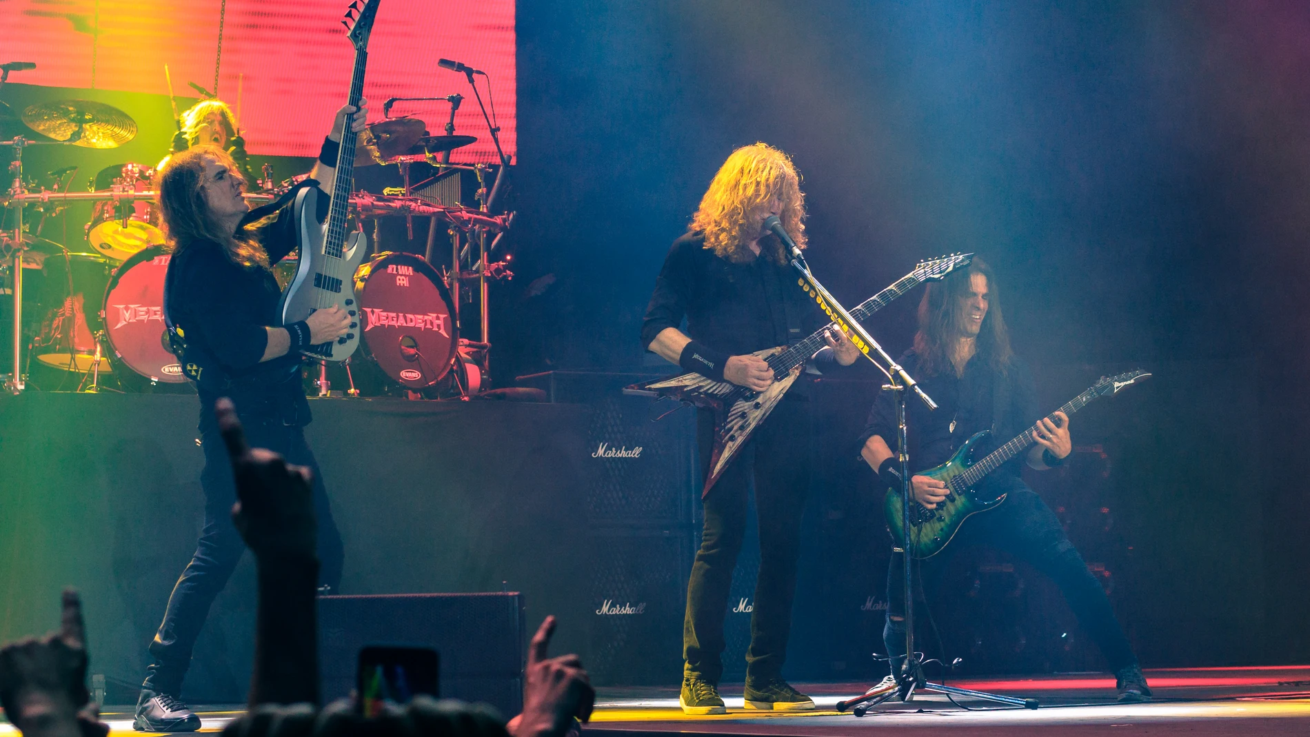 La banda de metal Megadeth, en el escenario