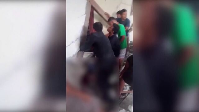Un terremoto de 5,8 en las islas Célebes de Indonesia deja al menos 29 heridos