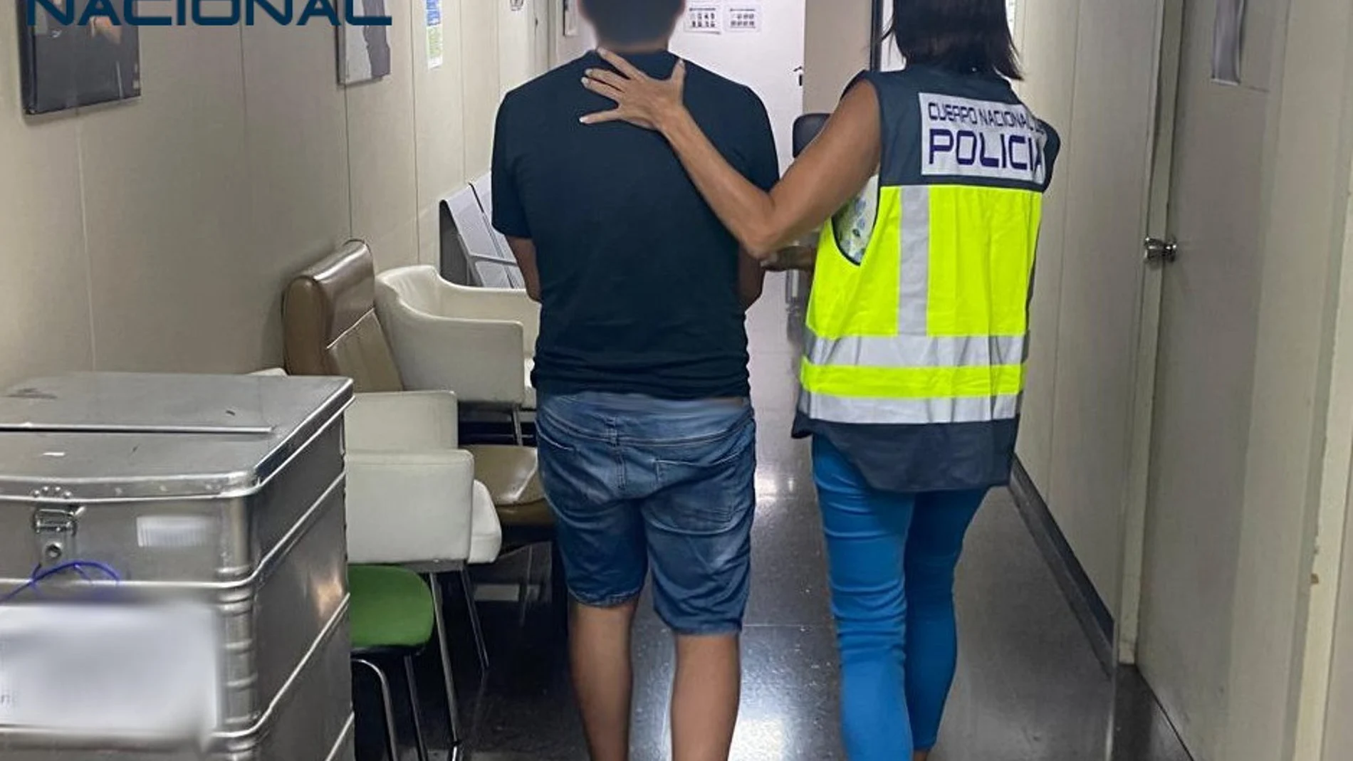 Sucesos.- Detenido un joven en Mallorca por amenazar a menores con difundir imágenes de contenido sexual