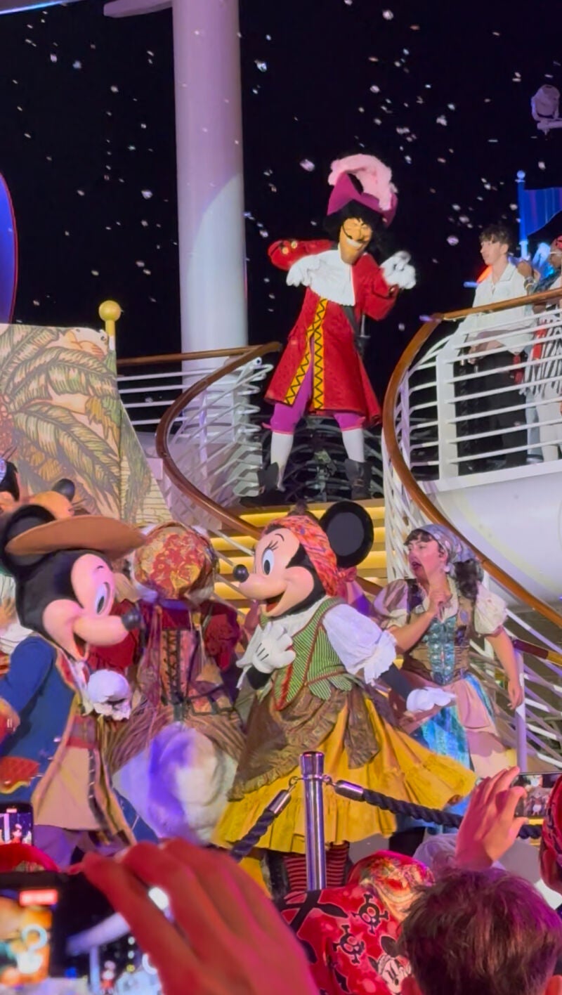 Fiesta pirata en el crucero Disney Fantasy