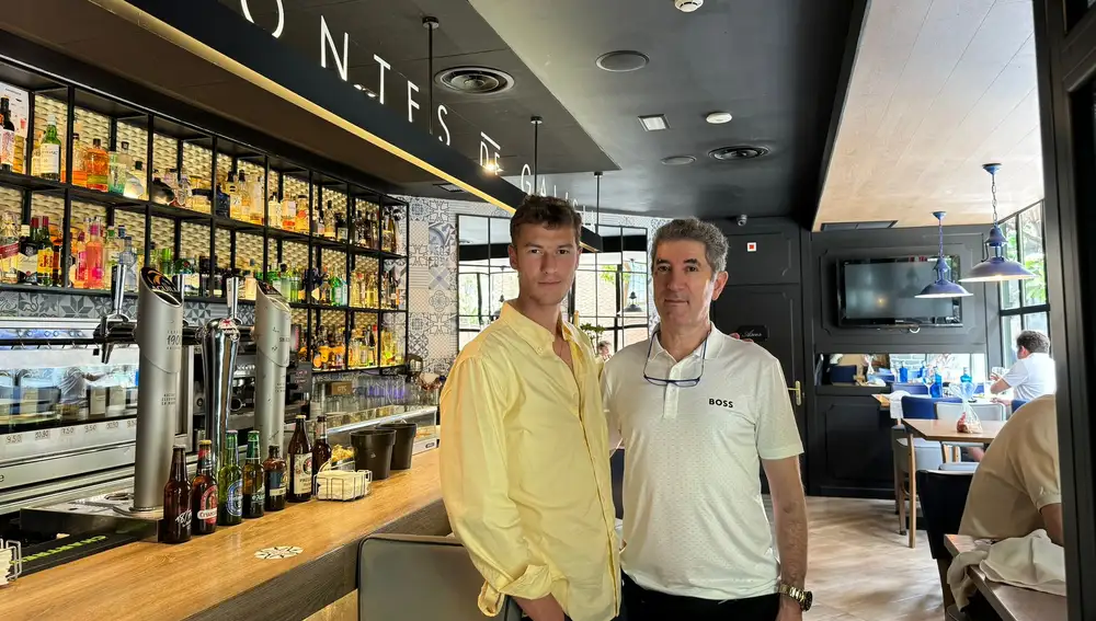 José el fundador, y su hijo Daniel