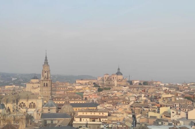 Vista de Toledo afectada por el aire contaminado