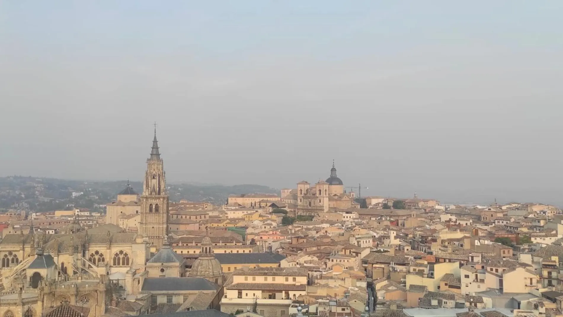 Vista de Toledo afectada por el aire contaminado