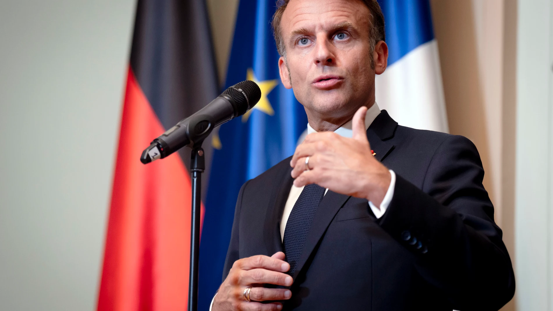July 23, 2025, Berlin, Berlin, Deutschland: Emmanuel Macron beim Empfang des französischen Staatspräsidenten zu einem gemeinsamen Gespräch mit dem Bundeskanzler mit anschließendem Pressestatement in der Borsig-Villa am Tegeler See. Berlin, 23.07.2025Europa Press/Contacto/Bernd Elmenthaler23/07/2025 ONLY FOR USE IN SPAIN