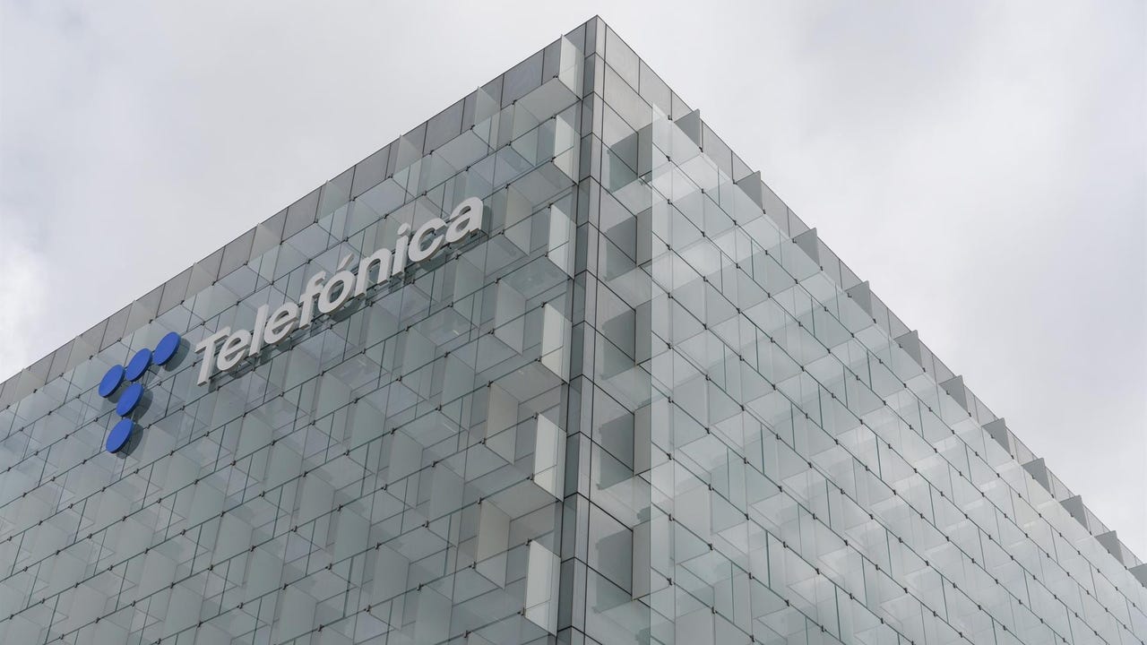 La estrategia de Telefónica que podría reducir a tres los grandes operadores en España