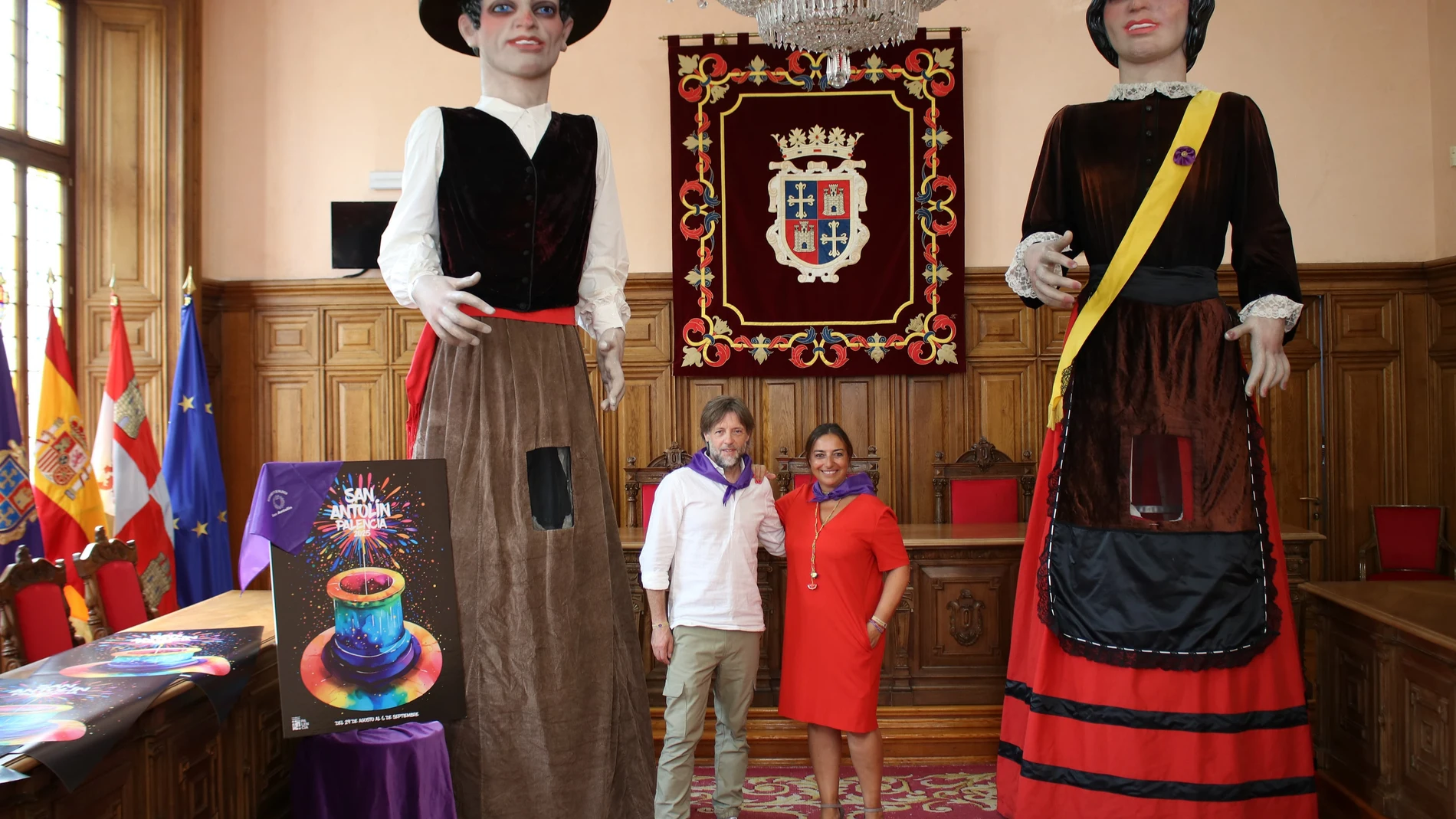 Miriam Andrés junto a Francisco Fernández durante la presentación de las fiestas de Palencia