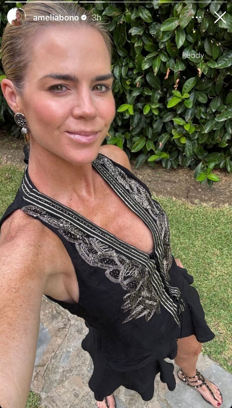 El look de Amelia Bono.