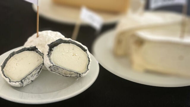 El secreto del mejor queso de Canarias: leche cruda de cabra y ceniza comestible