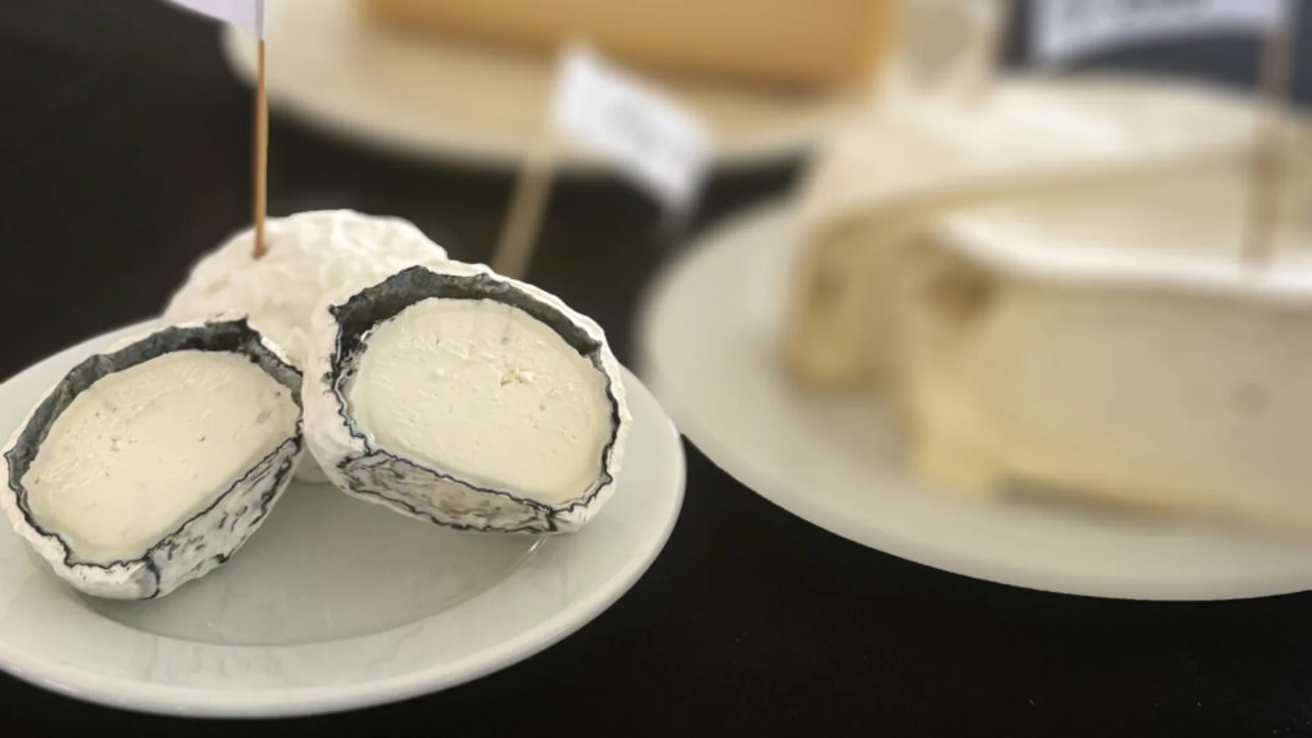 El secreto del mejor queso de Canarias: leche cruda de cabra y ceniza comestible