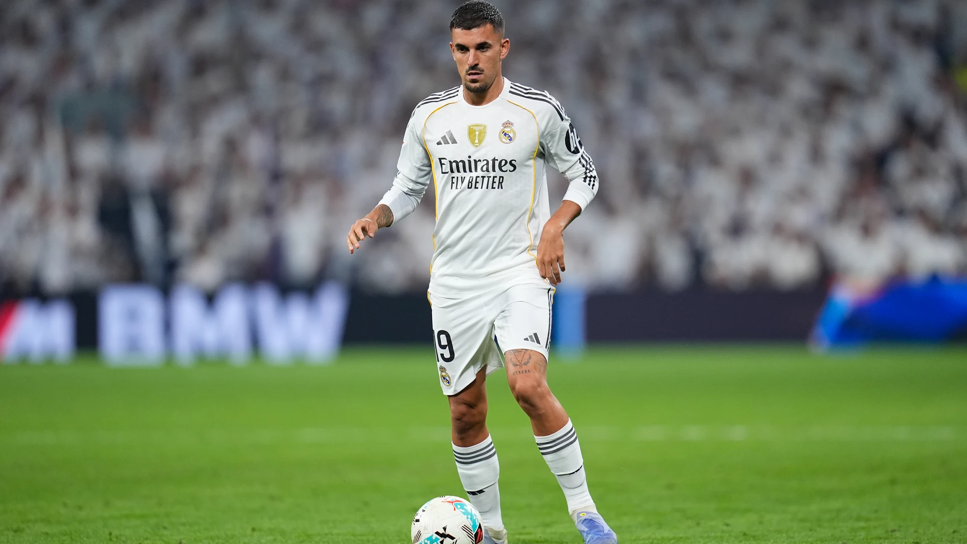Dani Ceballos of Real Madrid CF in action during the Spanish League, LaLiga EA Sports, football match played between Real Madrid and CA Osasuna at Santiago Bernabeu stadium on August 19, 2025, in Madrid, Spain. AFP7 19/08/2025 ONLY FOR USE IN SPAIN