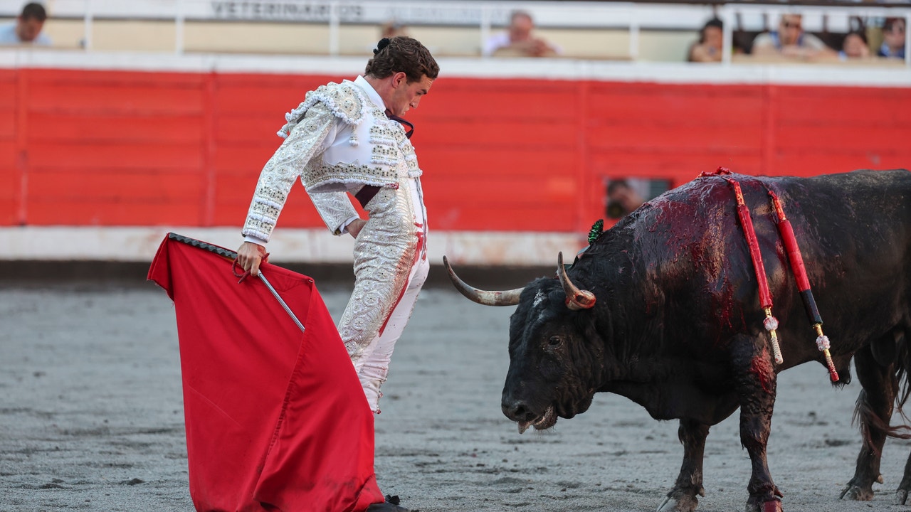 Un trofeo de Adrián después de una feria de Bilbao para el recuerdo