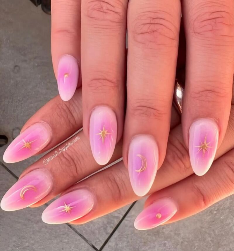Aura nails