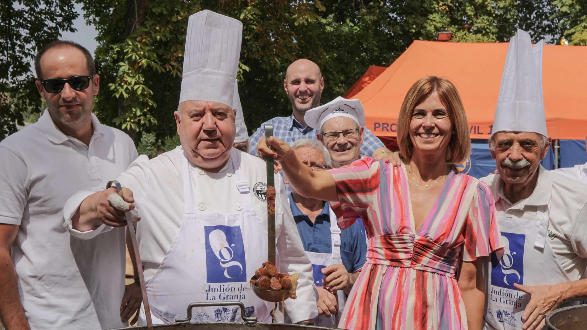 La vicepresidenta de la Diputación de Segovia, Magdalena Rodríguez, participa en la Judiada Popular de El Real Sitio