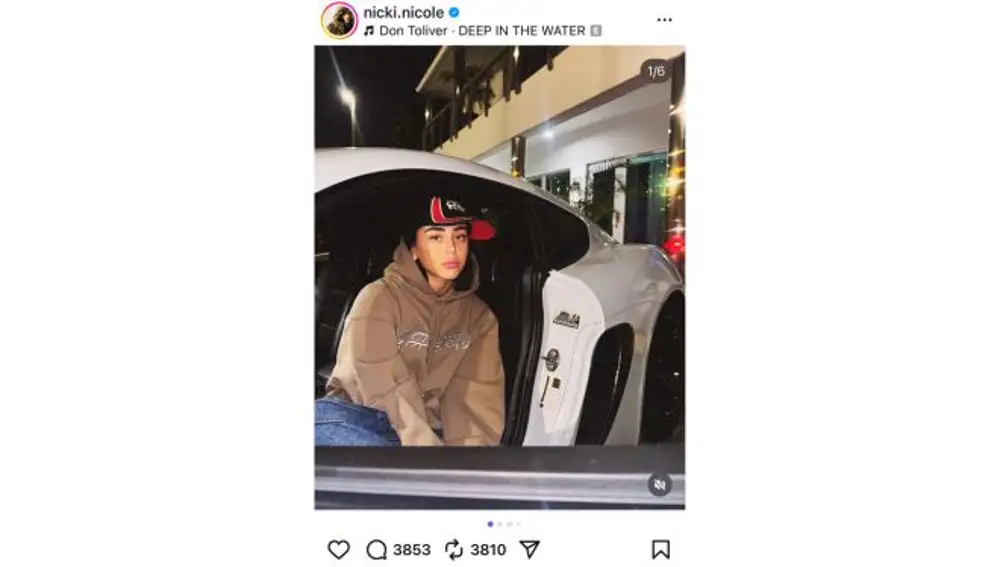 Post de Instagram Nicki Nicole con sudadera