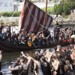 Batalla entre vikingos y campesinos en Catoira