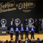 Primer premio del sorteo extraordinario de la lotería de El Niño 2017 fue para el número 08.354