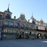 Ayuntamiento y Casa de los Arcos de Medina del Campo