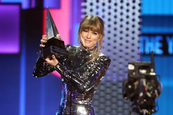 Taylor Swift y Shakira reinas de la noche en los premios MTV VMAs