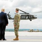 El presidente Donald Trump anunció el nuevo presupuesto de Defensa estadounidense en la base militar de Fort Drum de Nueva York