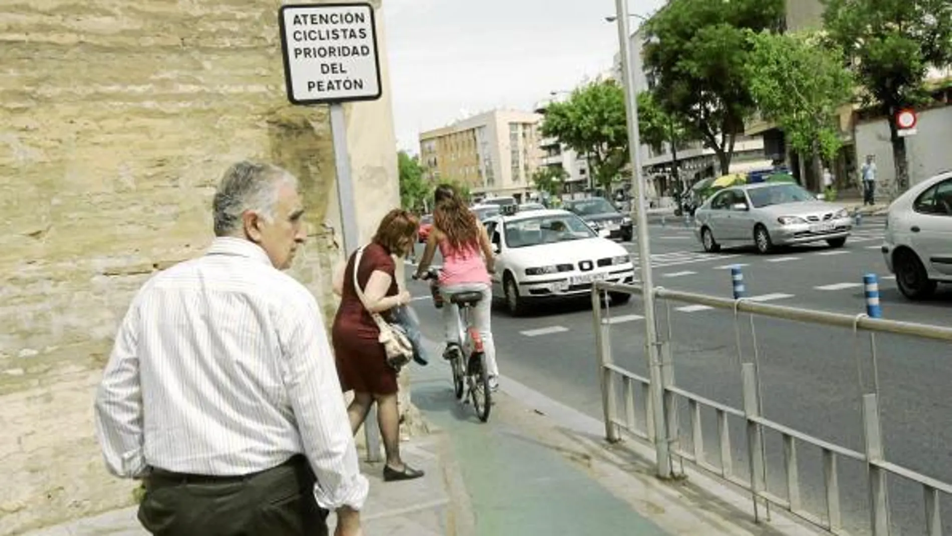 La red de carriles bici cuenta aún con tramos de gran peligrosidad