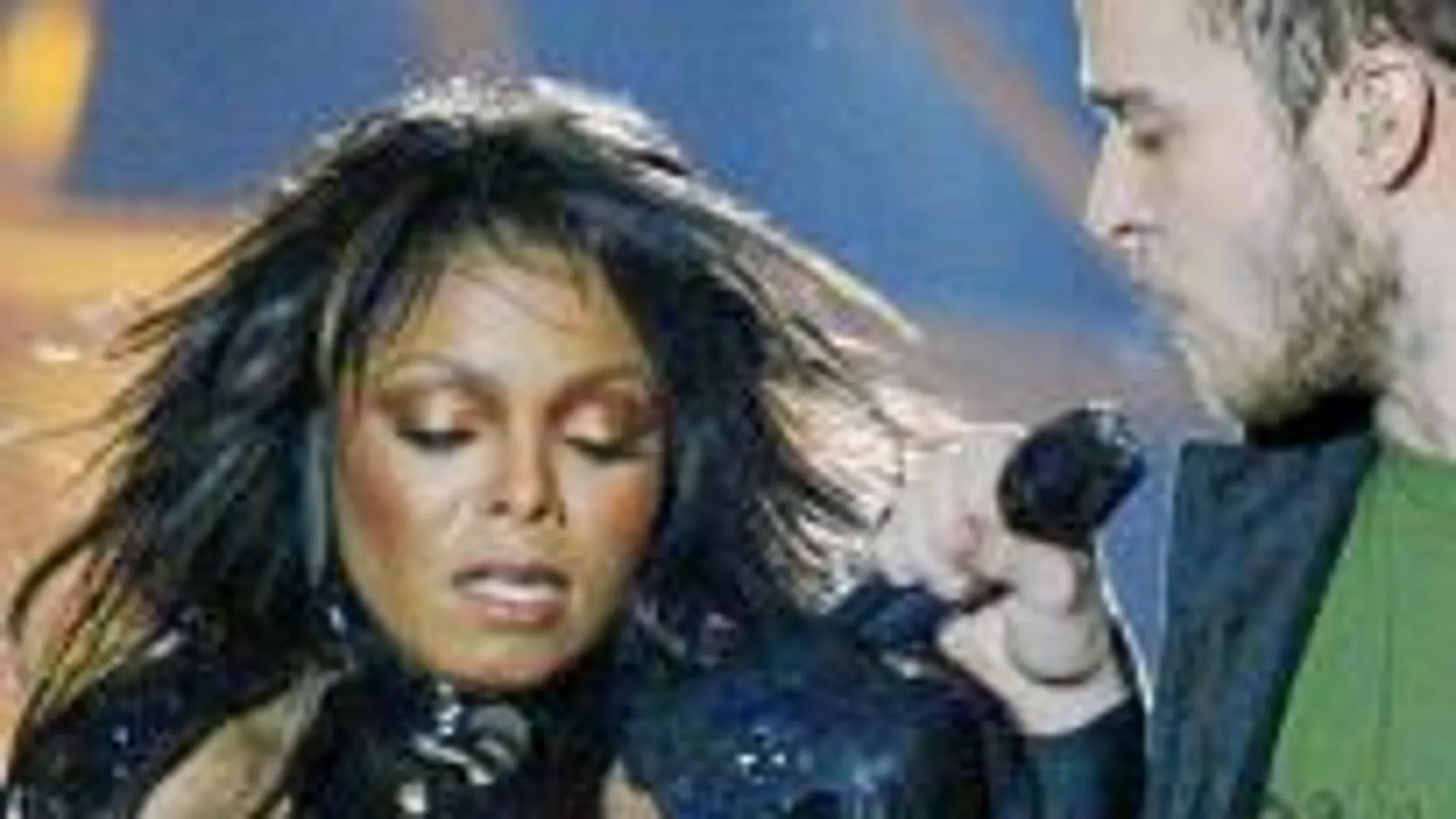 Janet Jackson y Justin Timberlake protagonizaron el «pezón-gate»
