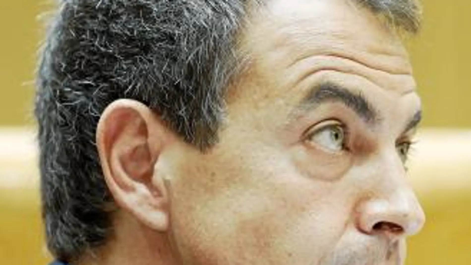 Zapatero atrapado en la red