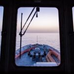 Amanecer desde el puente de mando del barco "Aquarius"de la ONG francesa SOS Méditerranée. EFE/ Christophe Petit Tesson
