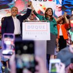 Iván Duque celebra su victoria en las elecciones de Colombia / Reuters