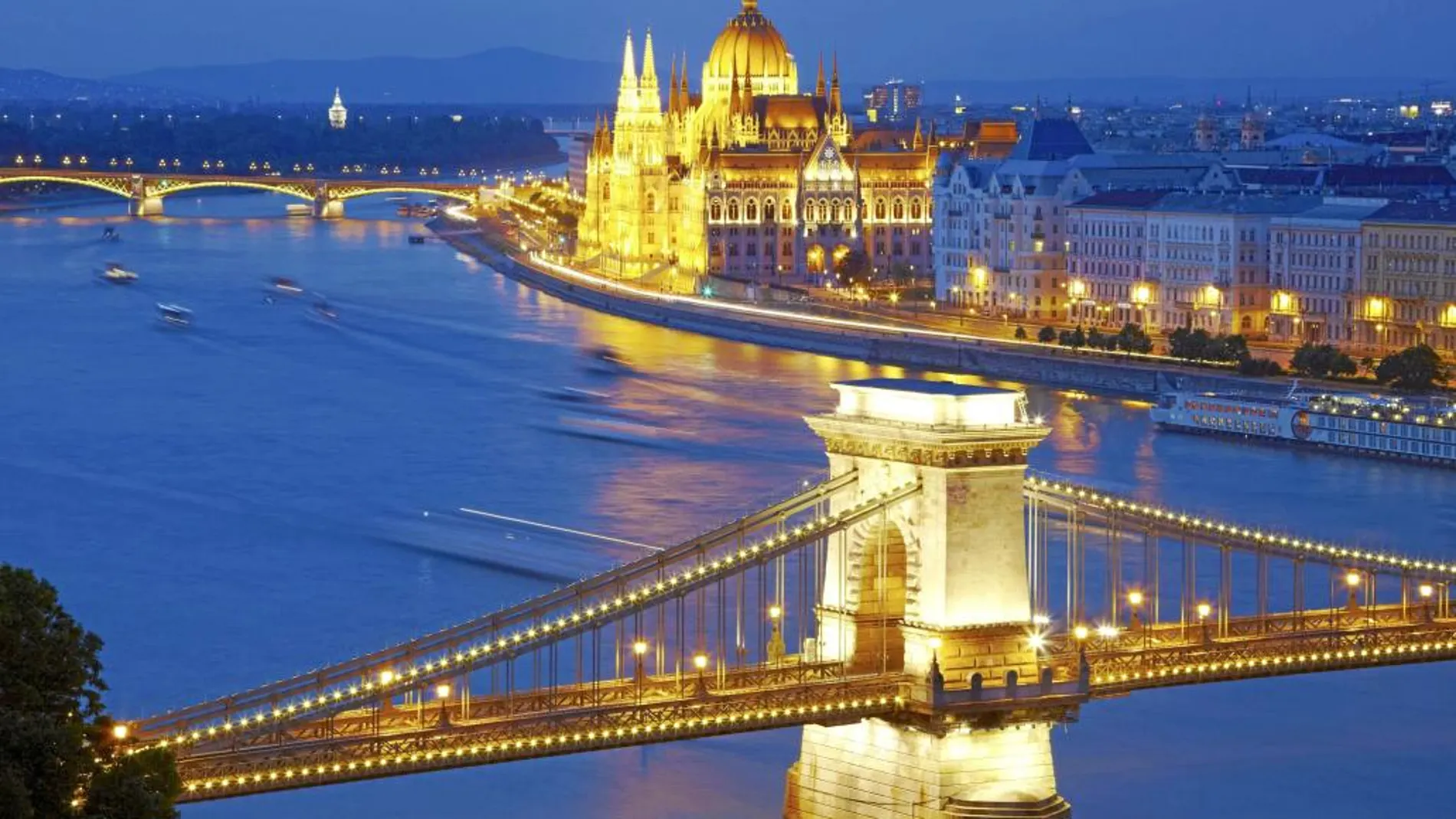 Budapest, dos ciudades unidas por el Danubio